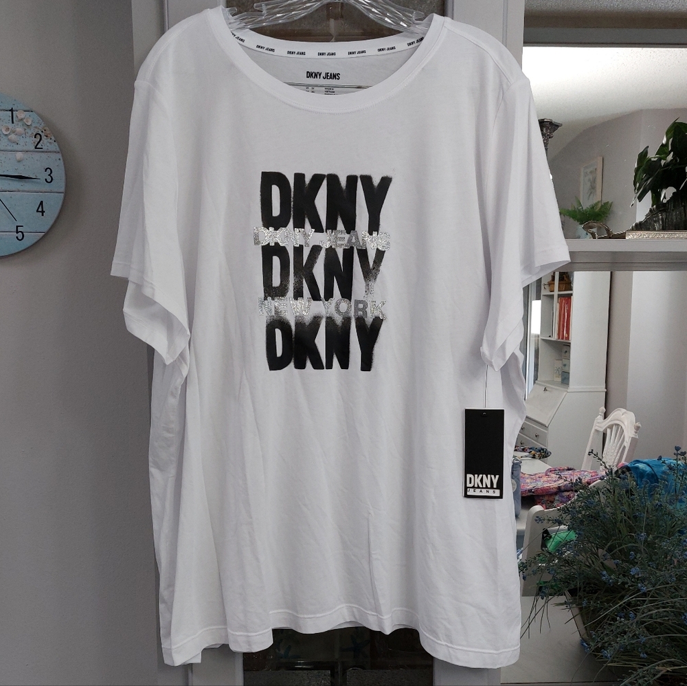 DKNY White Short Sleeve Logo Tee with Black Print